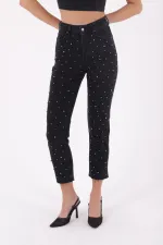 İnci Detaylı Mom Fit Kot Pantolon 1899-23-(26-31) İnci Detaylı Mom Fit Kot Pantolon 1899-23-(26-31)