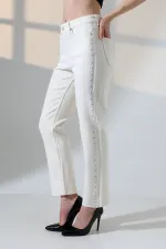 Şerit Taşlı Mom Fit Kot Pantolon  7110-80-(27-32)