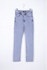 Yırtmaç Detaylı Düz Jean 1844-08-(28-33) Yırtmaç Detaylı Düz Jean 1844-08-(28-33)