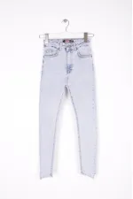 Asimetrik Paçalı Kot Pantolon 935-08-(28-33) Asimetrik Paçalı Kot Pantolon 935-08-(28-33)