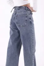 Baggy Jean with Dart Detail 7050-62-(26-29-2) Middle Blue - Tinted Baggy Jean with Dart Detail 7050-62-(26-29-2) Middle Blue - Tinted