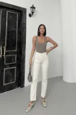Dikişsiz Paça Mom Fit Kot Pantolon  764-80-(26-33-5)