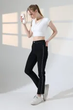 Şerit Taşlı Mom Fit Kot Pantolon  7110-23-(26-31)