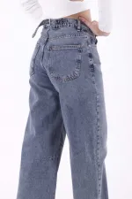 Baggy Jean with Dart Detail 7050-62-(26-29) Middle Blue - Tinted Baggy Jean with Dart Detail 7050-62-(26-29) Middle Blue - Tinted