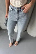Serpme Yıldızlı Mom Fit Kot Pantolon  7040-08-(26-29)