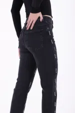 Tek Taraflı Droplı Mom Fit Kot Pantolon 7038-23-(26-31) Tek Taraflı Droplı Mom Fit Kot Pantolon 7038-23-(26-31)