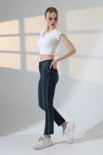 Şerit Taşlı Mom Fit Kot Pantolon 7110-28-(27-32) Şerit Taşlı Mom Fit Kot Pantolon 7110-28-(27-32)
