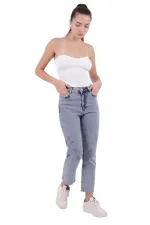 Parçalı Mom Pantolon 778-08-(26-31) Parçalı Mom Pantolon 778-08-(26-31)