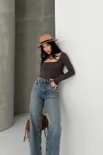 Wide Leg High Waisted Relaxed Jean  718-62-(27-32) Middle Blue - Tinted