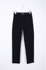 Taşlı Mom Fit Kot Pantolon 1729-07-(26-31) Taşlı Mom Fit Kot Pantolon 1729-07-(26-31)