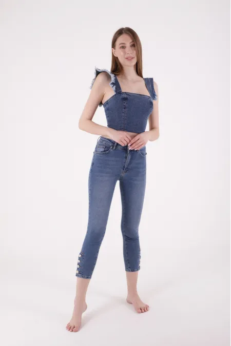 Paçası Dört Düğmeli Kot Pantolon 786-06-(26-31) Paçası Dört Düğmeli Kot Pantolon 786-06-(26-31)