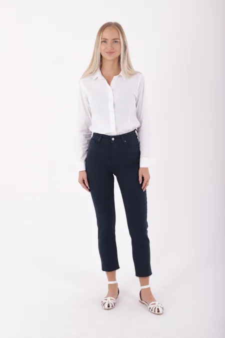 Dikişsiz Paça Mom Fit Kot Pantolon 764-12-(28-33) Dikişsiz Paça Mom Fit Kot Pantolon 764-12-(28-33)