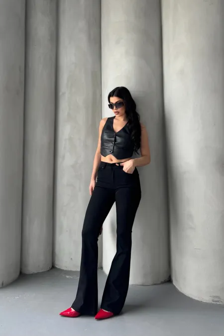 High Waisted and Flared Leg Skinny Jean 867-07-(27-29) Black High Waisted and Flared Leg Skinny Jean 867-07-(27-29) Black