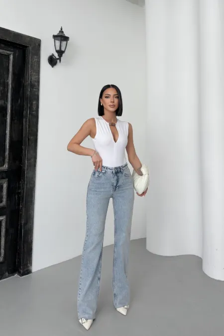 Cropped Leg Straight Fit Jeans 7070-14-(26-31)