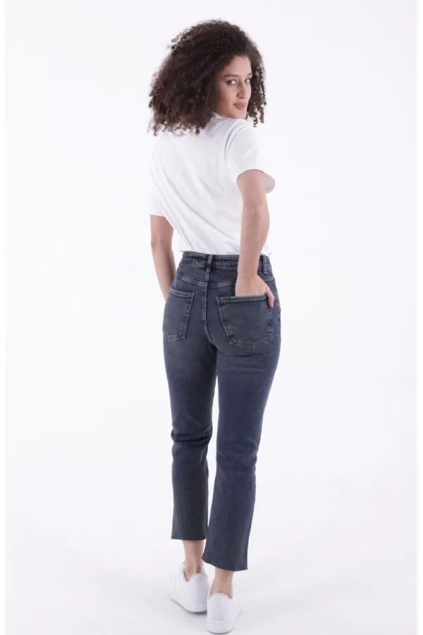 Dikişsiz Paça Mom Fit Kot Pantolon  764-28-(26-29-4)