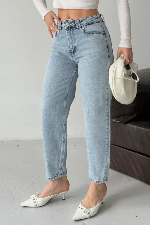 Mom Fit Jean  7057-14-(27-32) Light Blue and Tinted