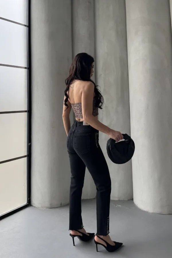 Taşlı Mom Fit Kot Pantolon 7023-23-(27-32) Taşlı Mom Fit Kot Pantolon 7023-23-(27-32)