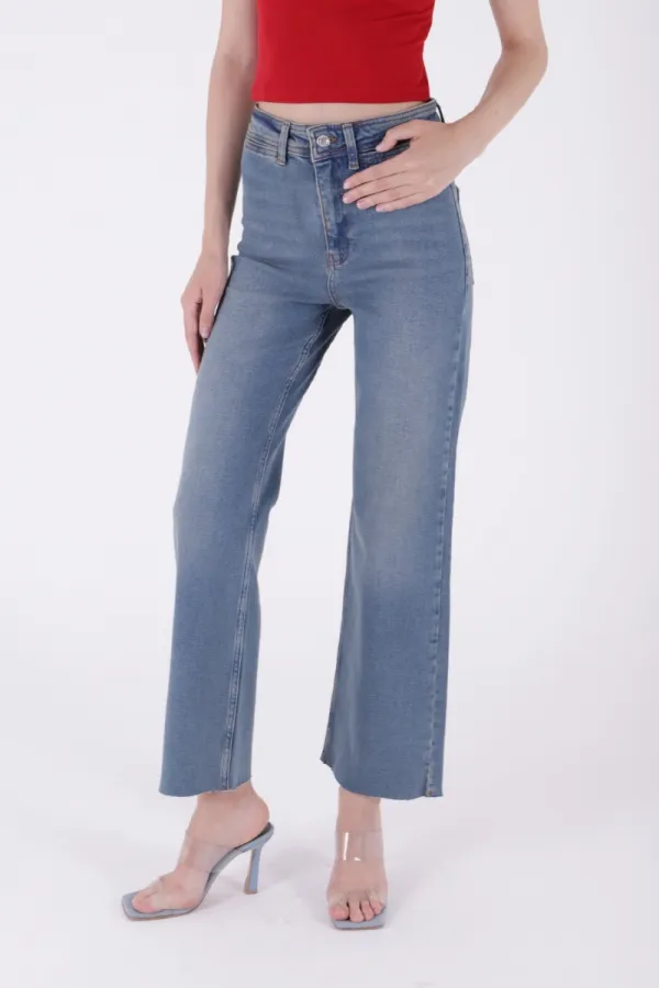 Wide Leg Palazzo Relaxed Jean with Decorative Front Pockets 1710-62-(27-32) Middle Blue - Tinted