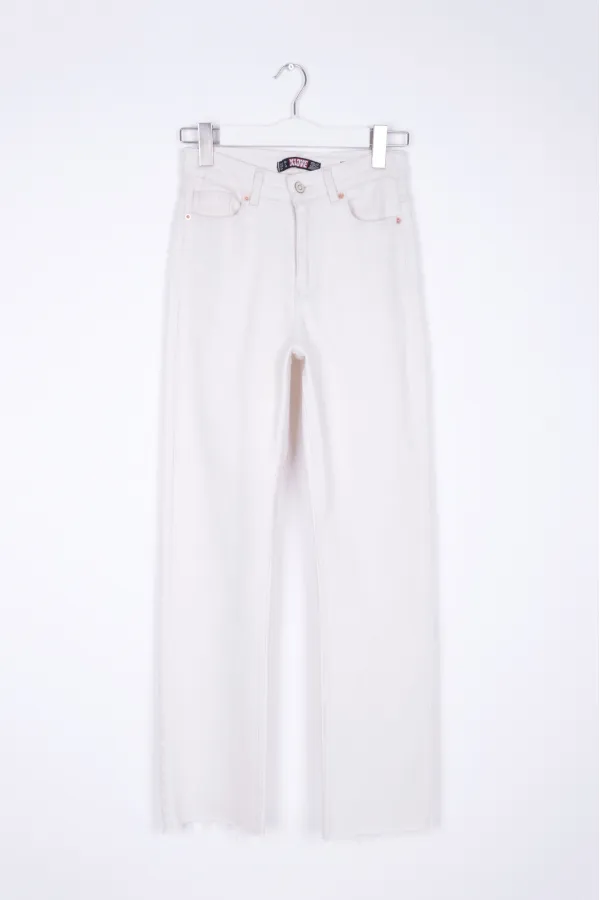 Tasseled Bottom Wide Leg Relax Jean 1726-80-(28-33) Natural Tasseled Bottom Wide Leg Relax Jean 1726-80-(28-33) Natural
