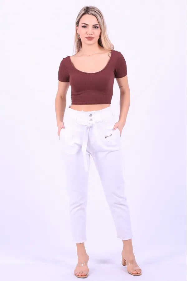 Beli Yüksek Bel Havuç Kemerli Kot Pantolon 736-50-(27-32) Beli Yüksek Bel Havuç Kemerli Kot Pantolon 736-50-(27-32)