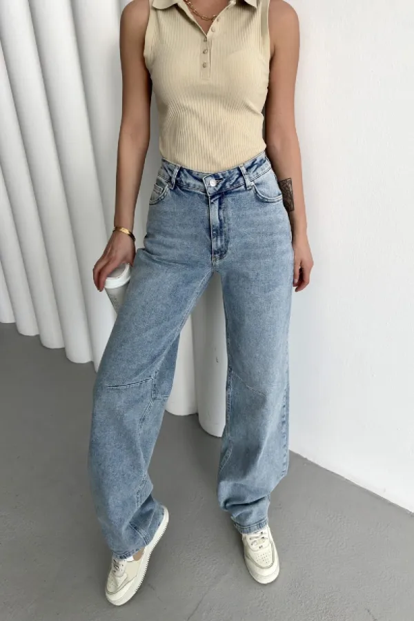 Baggy Jeans with Dart Detail on Legs 7088-14-(28-33) Light Blue and Tinted