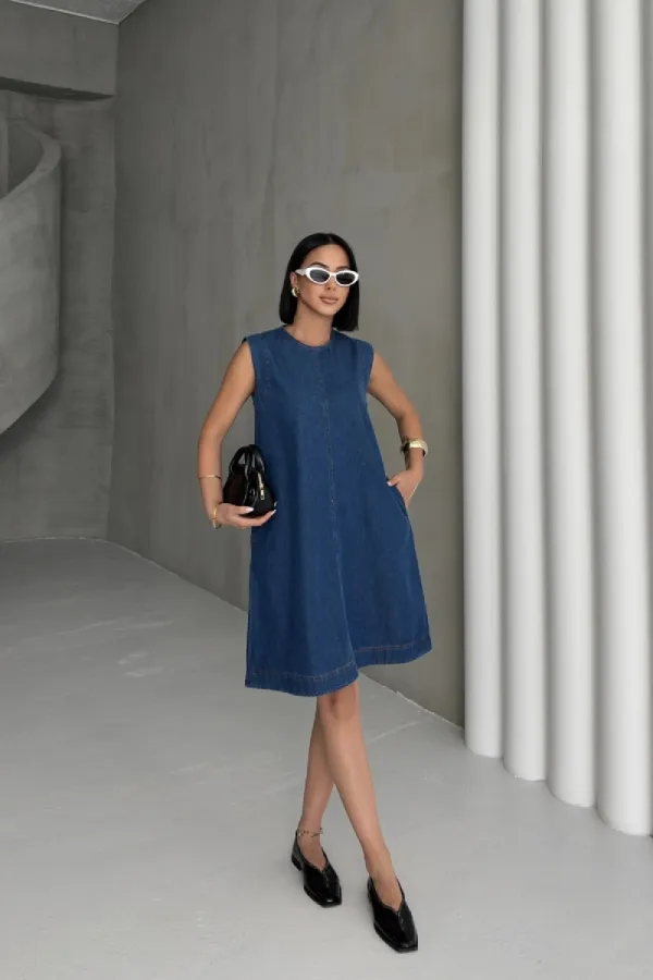 Sleeveless Oversize Denim Dress with Pocket 3043-26-(S-XL-6) Regular Dark Blue