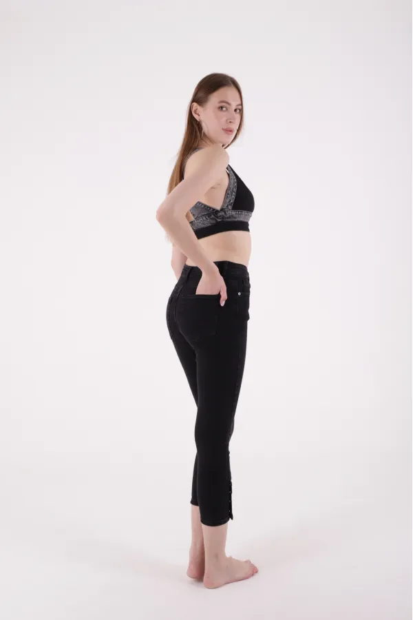 Paçası Dört Düğmeli Kot Pantolon 786-23-(26-31)