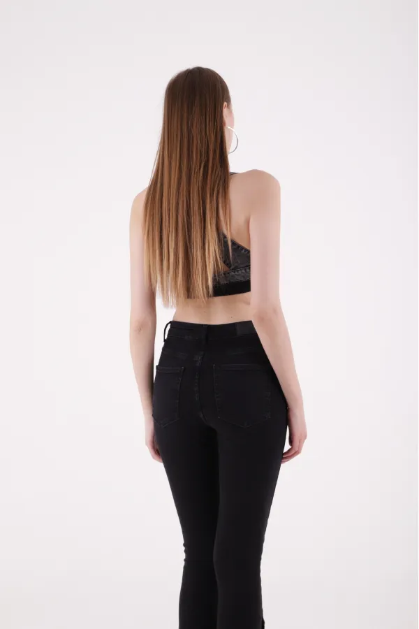 Paçası Dört Düğmeli Kot Pantolon 786-23-(26-31)