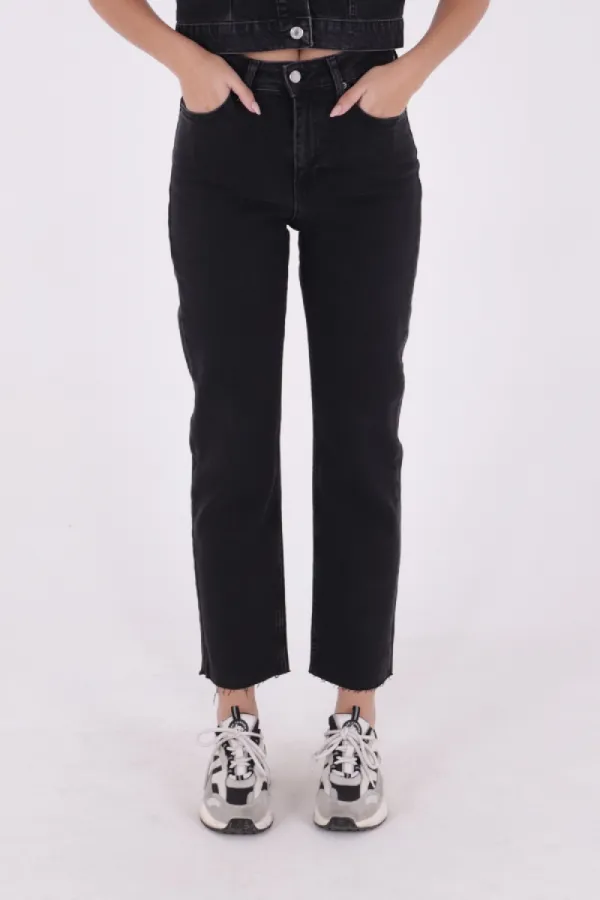 Dikişsiz Paça Mom Fit Kot Pantolon  764-23-(31-33)