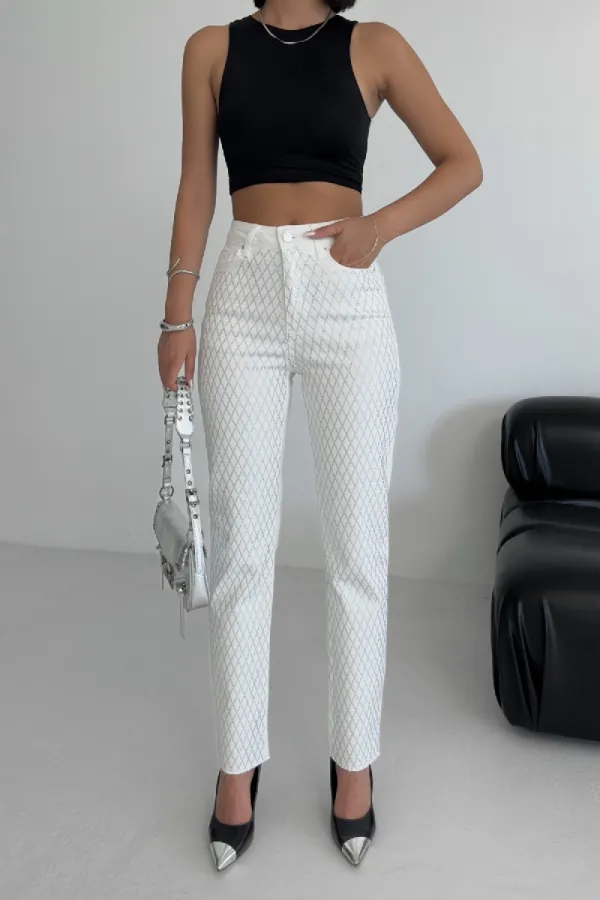 Mom Fit Jean With Rhinestone Detail 7092-50-(28-33) White