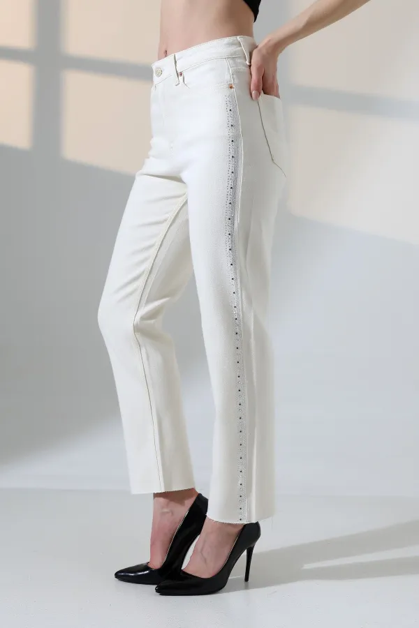 Şerit Taşlı Mom Fit Kot Pantolon  7110-80-(27-32)