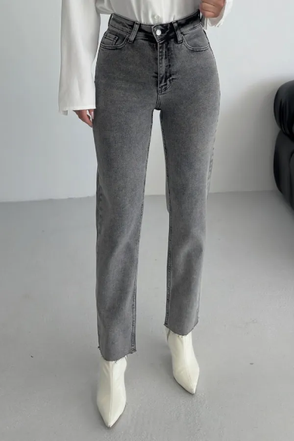 Fringe Ending High Waisted Mom Fit Jean 764-40-(26-29) ight Grey - Snow