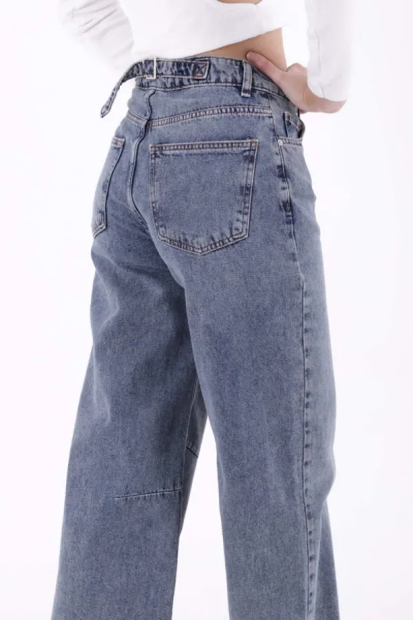 Baggy Jean with Dart Detail 7050-62-(26-29-2) Middle Blue - Tinted Baggy Jean with Dart Detail 7050-62-(26-29-2) Middle Blue - Tinted