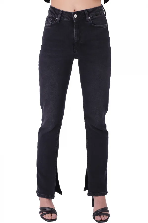 Yırtmaç Detaylı Düz Jean  1844-03-(26-31)