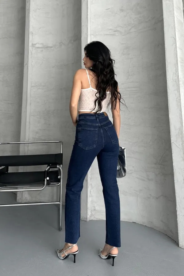 Serpme Yıldızlı Mom Fit Kot Pantolon 7040-26-(27-32) Serpme Yıldızlı Mom Fit Kot Pantolon 7040-26-(27-32)