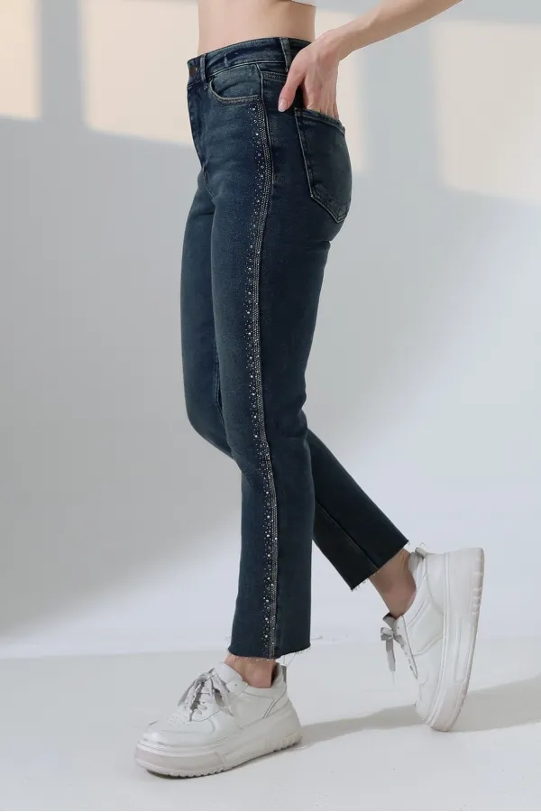 Şerit Taşlı Mom Fit Kot Pantolon  7110-28-(26-31)