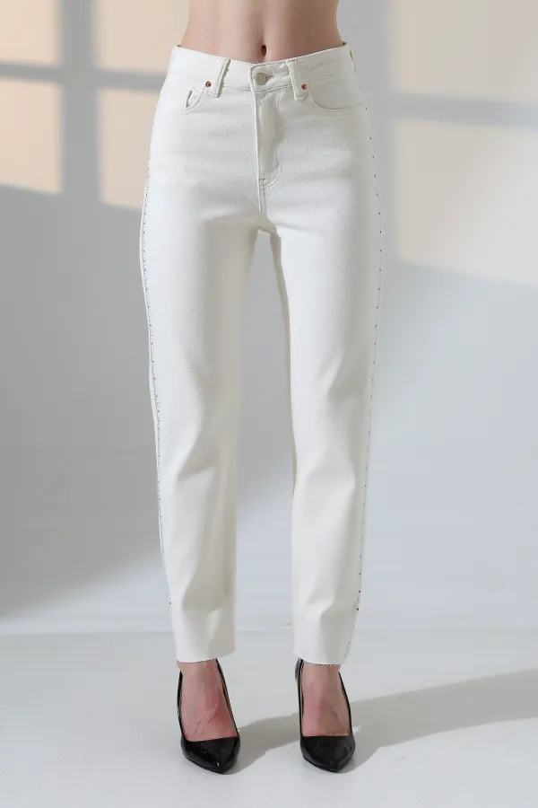 Şerit Taşlı Mom Fit Kot Pantolon  7110-80-(28-33)
