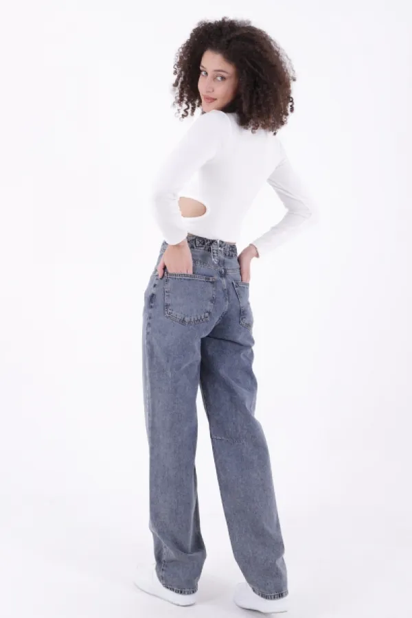 Baggy Jean with Dart Detail 7050-62-(26-29-2) Middle Blue - Tinted Baggy Jean with Dart Detail 7050-62-(26-29-2) Middle Blue - Tinted