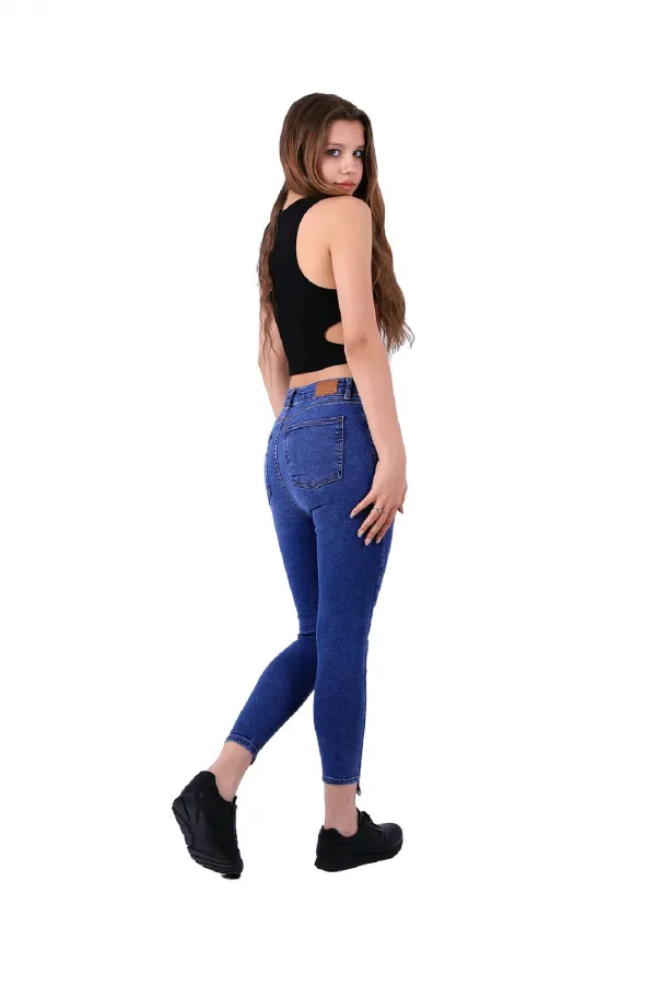 Asimetrik Paçalı Kot Pantolon 935-06-(26-28) Asimetrik Paçalı Kot Pantolon 935-06-(26-28)
