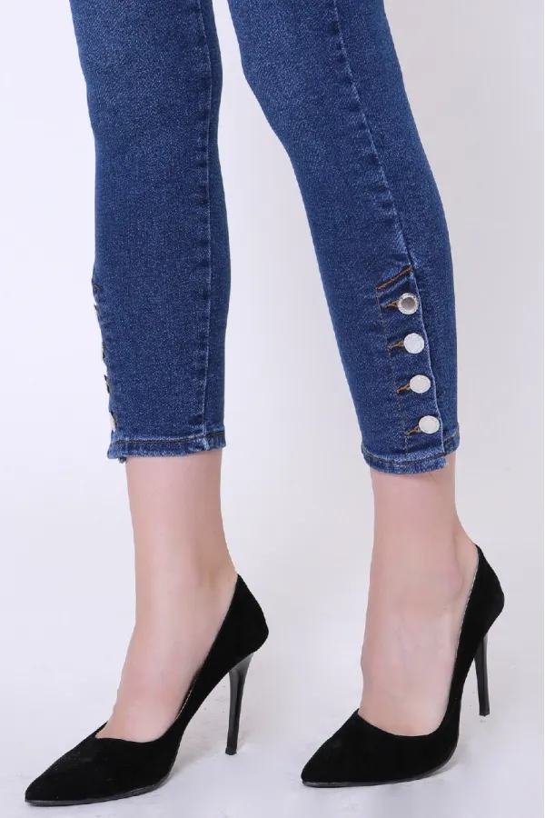 Paçası Dört Düğmeli Kot Pantolon 786-01-(33-42) Paçası Dört Düğmeli Kot Pantolon 786-01-(33-42)