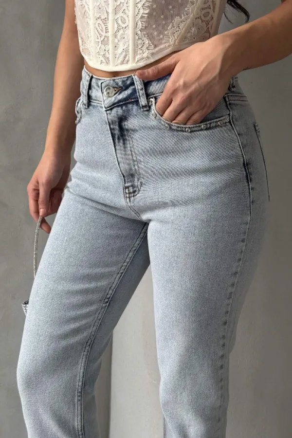 Flare Leg Mom Jeans 1774-08-(28-33) Flare Leg Mom Jeans 1774-08-(28-33)