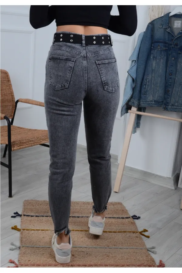 Paçası Mom Fit Kot Pantolon 884-29-(28-33) Paçası Mom Fit Kot Pantolon 884-29-(28-33)