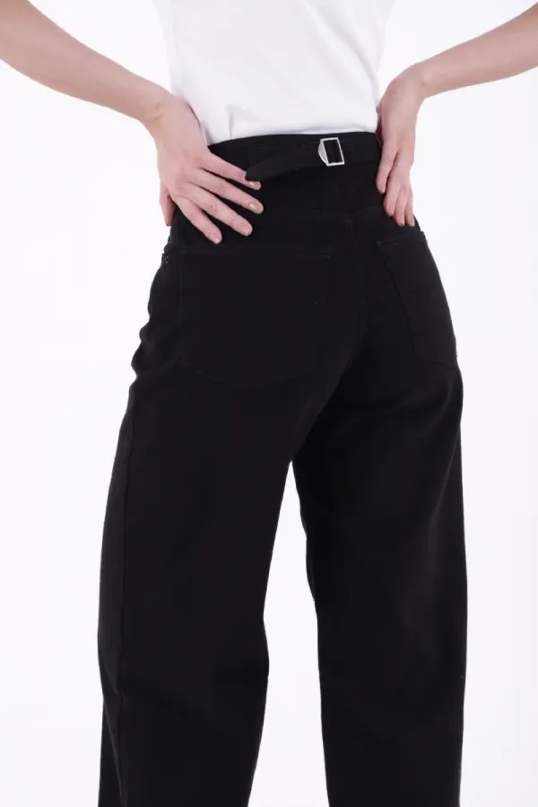 Pantalon ample en jean avec pinces 7050-07-(27-32) Pantalon ample en jean avec pinces 7050-07-(27-32)