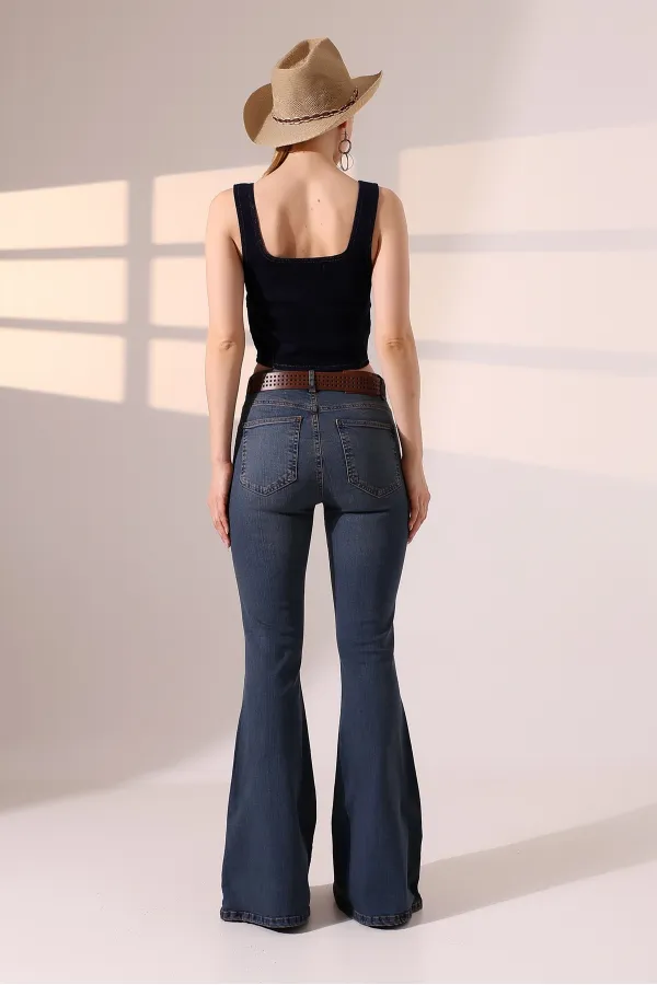 Wide Leg Flared Jean 7067-62-(27-32) Middle Blue - Tinted
