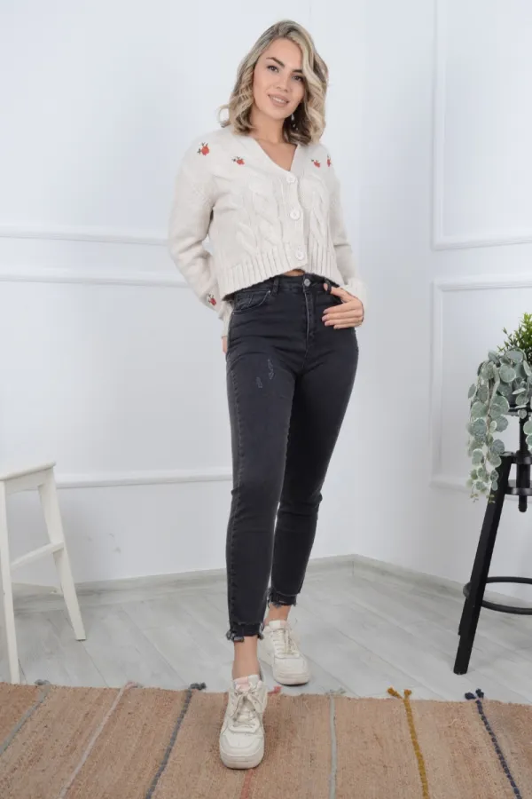 Paçası Mom Fit Kot Pantolon 884-23-(28-33) Paçası Mom Fit Kot Pantolon 884-23-(28-33)