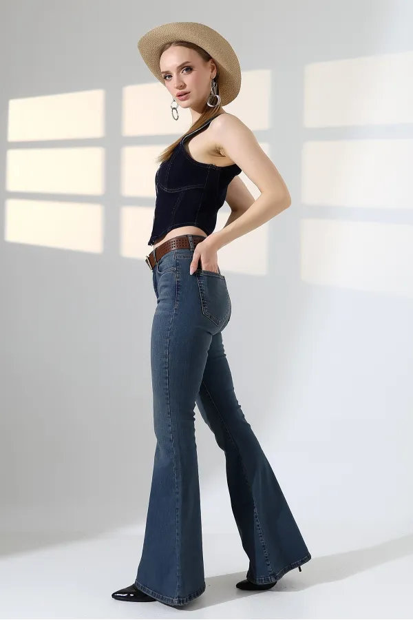 Wide Leg Flared Jean 7067-62-(27-32) Middle Blue - Tinted