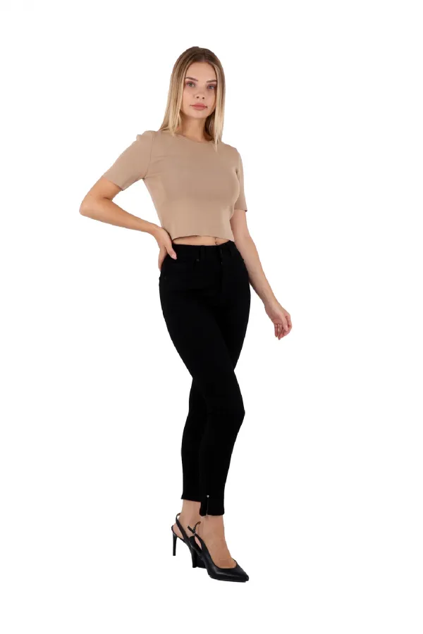 Skinny Jean with Bottom Side Zipper 1745-07-(26-31) Black Skinny Jean with Bottom Side Zipper 1745-07-(26-31) Black