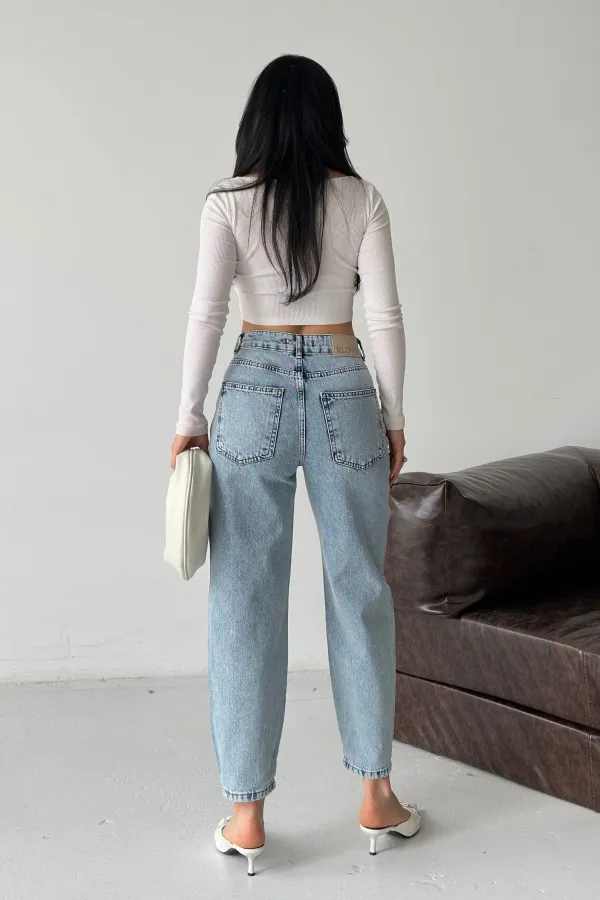 Mom Fit Jean  7057-14-(26-31) Light Blue and Tinted