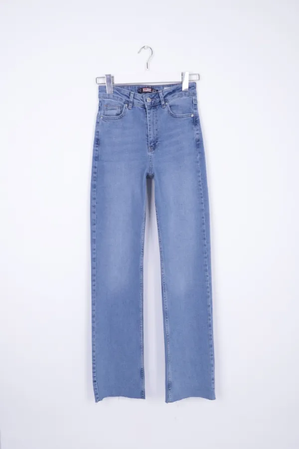 Tasseled Bottom Wide Leg Relax Jean 1726-15-(28-33) Light Blue Denim Tasseled Bottom Wide Leg Relax Jean 1726-15-(28-33) Light Blue Denim