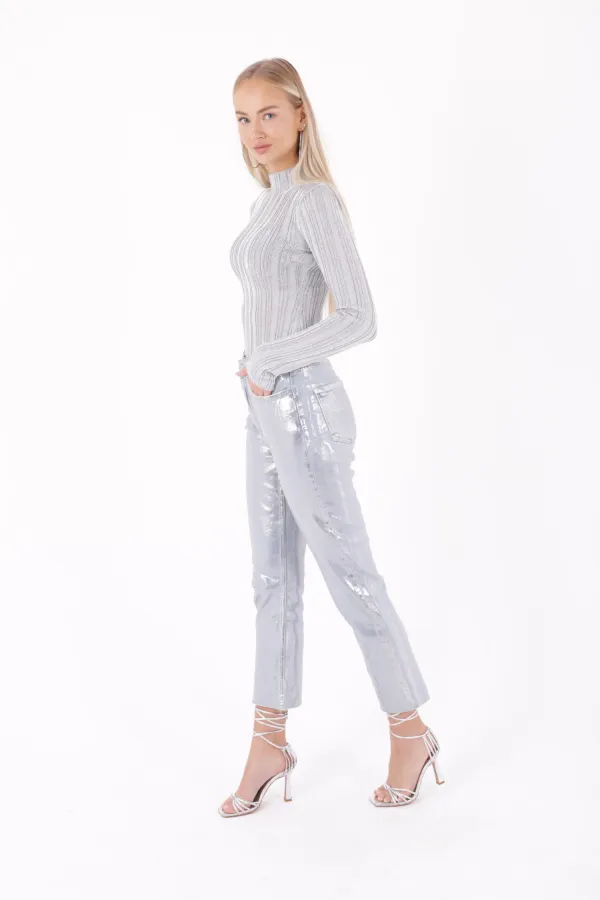 Dikişsiz Paça Mom Fit Kot Pantolon  764-48-(26-31)